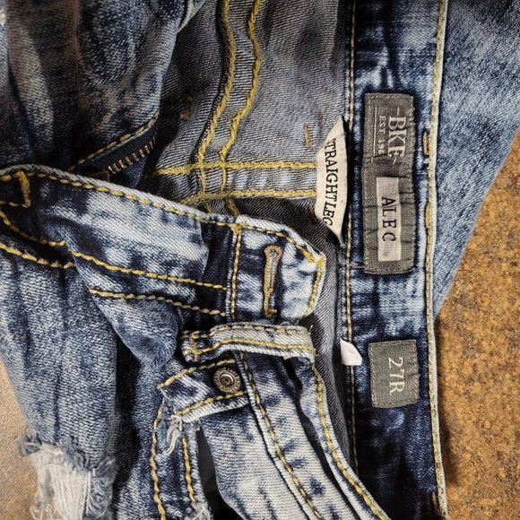 BKE ALEC - Picture 2 of 2